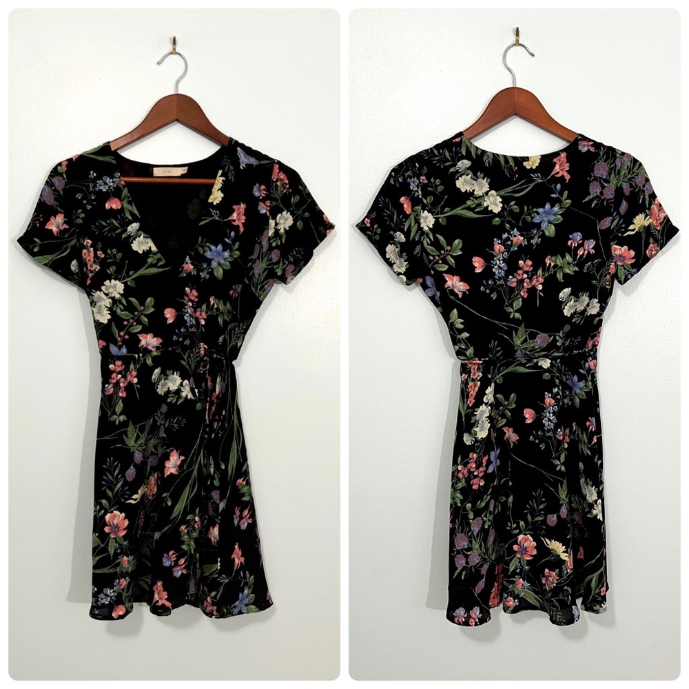 Lush Lulu's Floral Dainty V-Neck Crepe Georgette Tie Wrap Mini Dress Garden XS - Picture 3 of 13